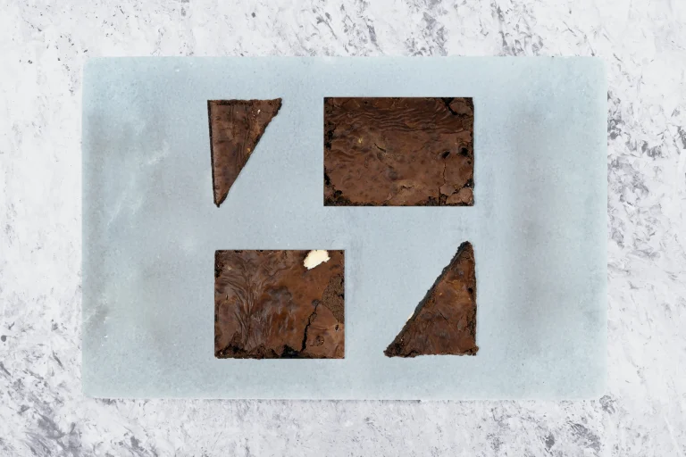 beyaz çikolatalı brownie