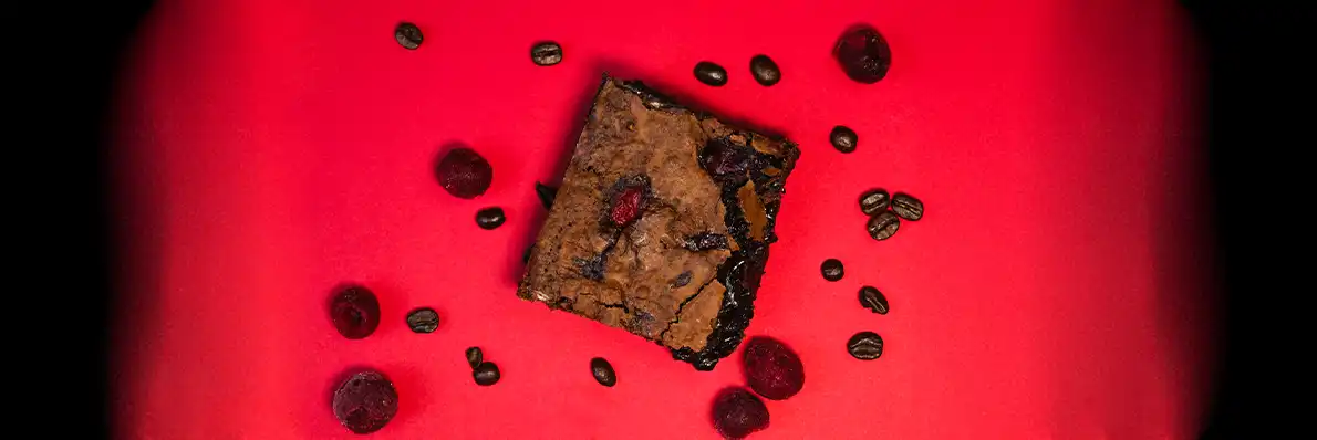 vişneli brownie
